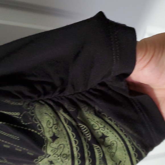 Laura flutter sleeve blouse - Picture 6 of 8